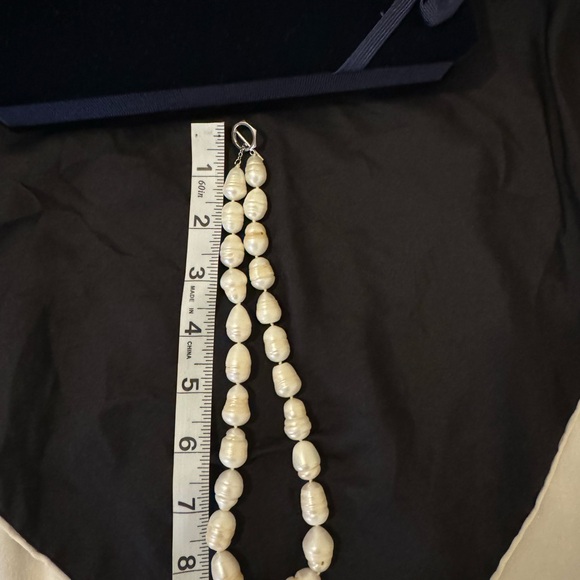 Vintage Baroque Fresh Water Pearl Necklace 17" White Pearl - Picture 7 of 7
